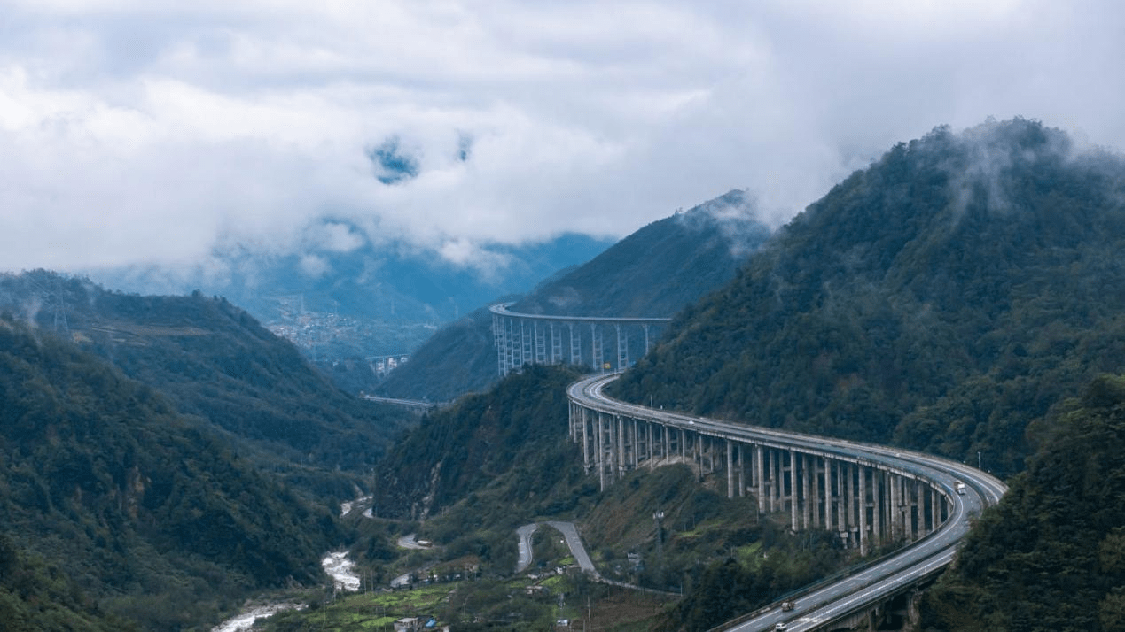 原創每公里造價1個億中國打造雙螺旋隧道堪稱世界奇蹟工程