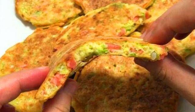 做法|儿子隔三差五点名要吃的早餐,烙一烙8分钟上桌,解馋又顶饱