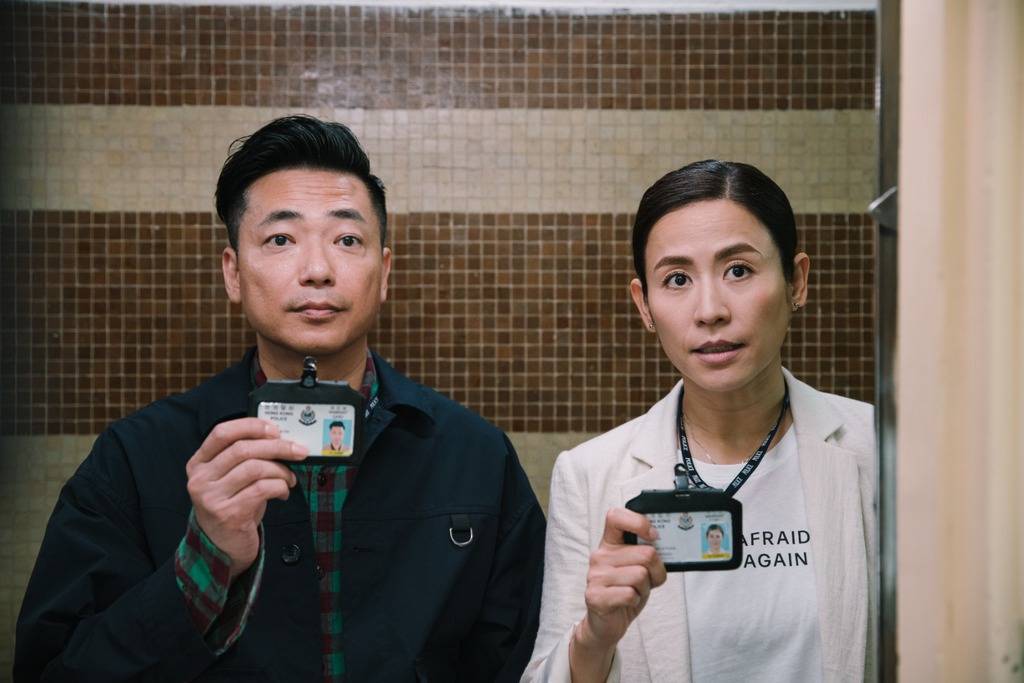 近百位香港艺人北上发展!三位tvb艺人合体亮相,曾出演《巨轮2》_内地