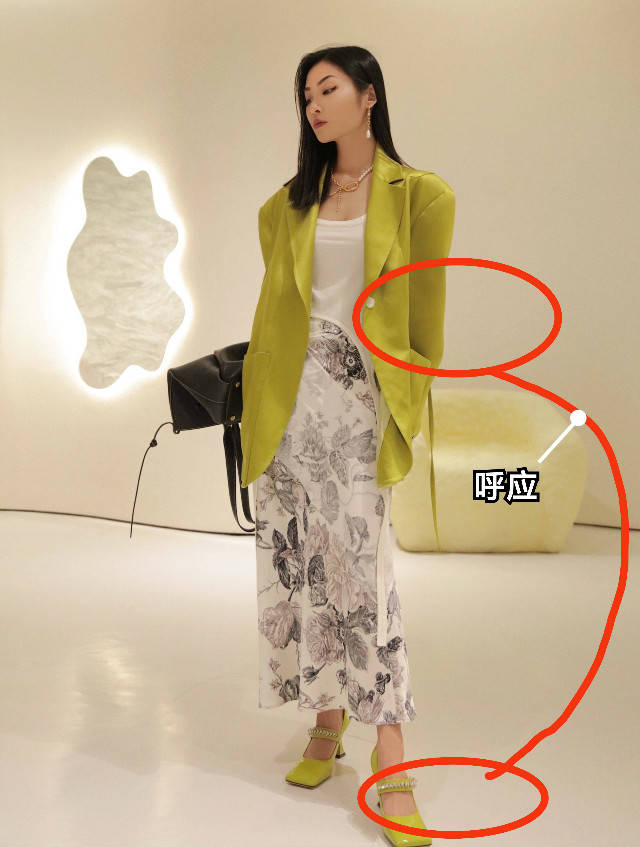 棕色|想不到“平头鞋”火了，比小白鞋时髦，难怪三木和其他博主都爱穿