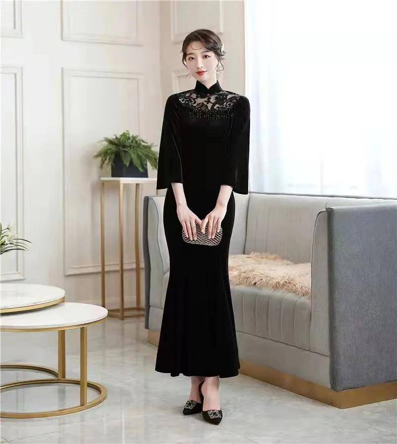 人间|黑色丝绒旗袍,叫人爱不释手的绝色服饰,实实在在成了人间尤物!