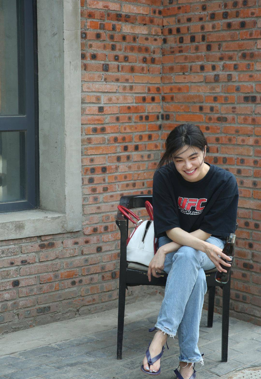 新人|陈坤旗下新人李蔓瑄，长相高级酷似“王菲”，时尚表现力让人惊艳