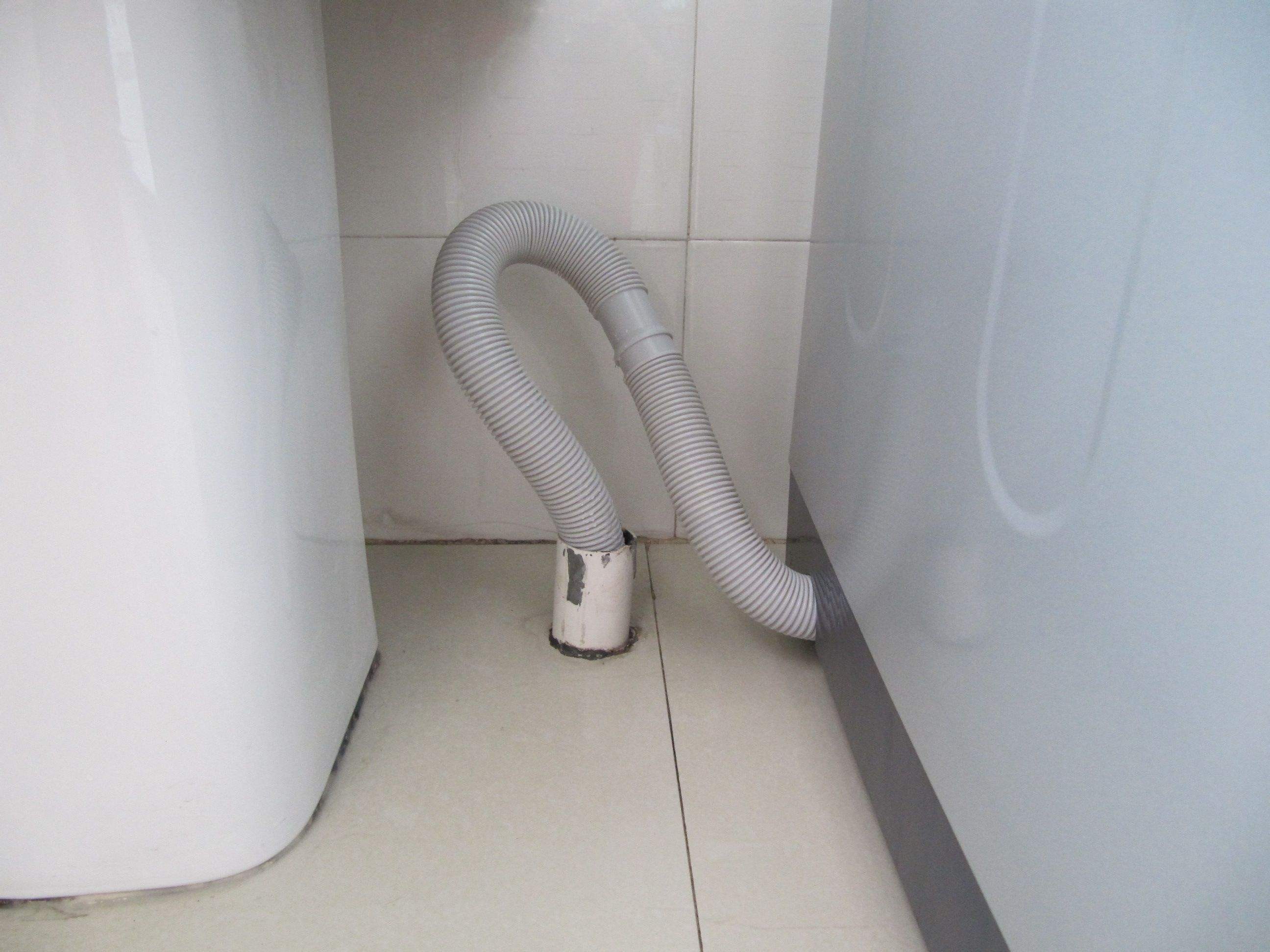 洗衣机选上排水还是下排水?不同的排水方式,使用起来有何不同?