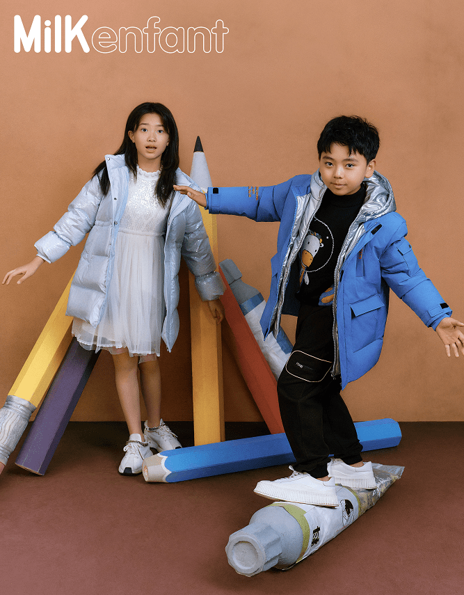 时尚|周涛带着别人家的孩子拍杂志，美颜开过度了，五官妖艳少了高级感