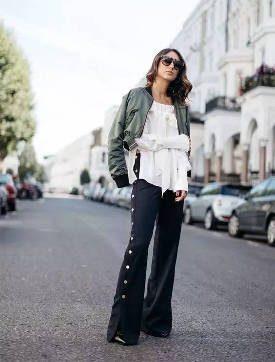 扣子|当喇叭裤遇上高跟鞋,大长腿就这么诞生啦!