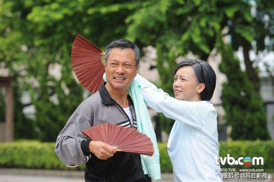 邓萃雯|十年之后，《巾帼枭雄4》真的要开拍了，人生能有多少个十年？