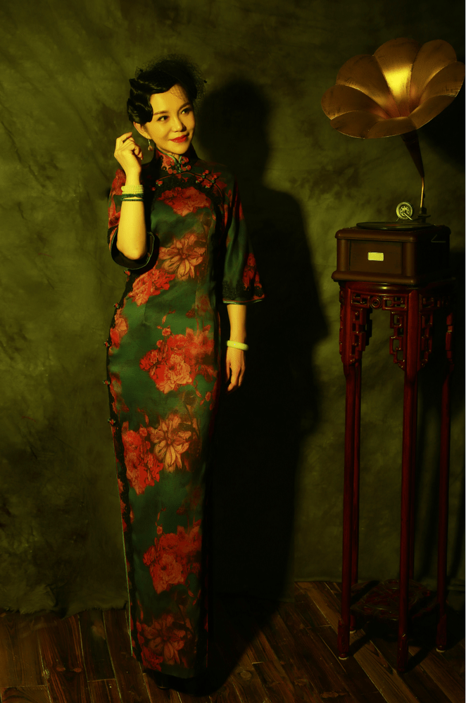 时间|金扣子： 旗袍女王金子姐岁月从不败美人