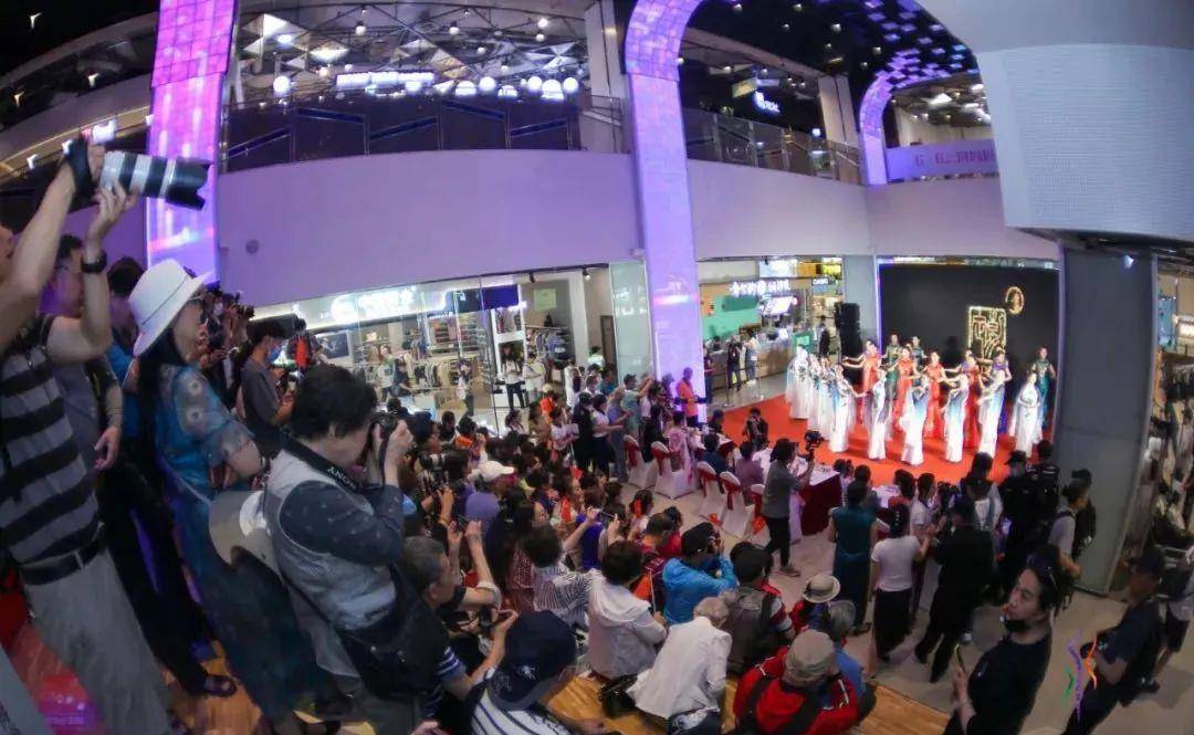 文化|嗲嗲嗲！最in海派国风亮相上海地标！五位大咖助阵都为了这件事……