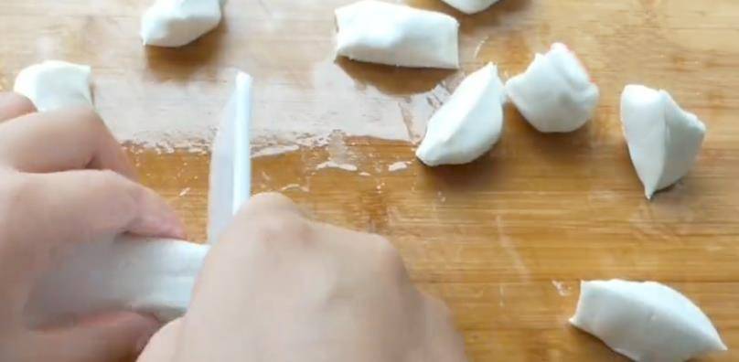 如何在家制作糖丝 eed8dce5fb0344298784e0151c04e5b0.jpeg