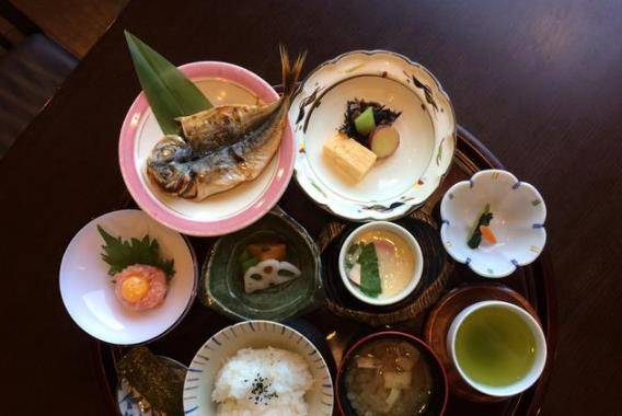 生活|为什么日本人的平均寿命是世界上最长的?看完他们早餐就明白了!