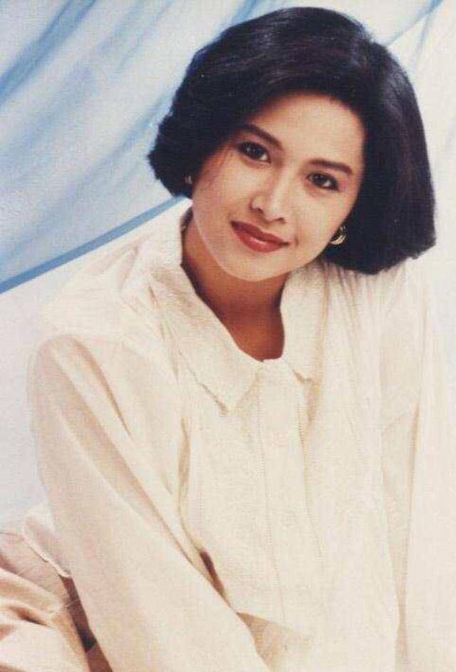 演艺圈|郑伊健:抛下邵美琪,和梁咏琪七年情,最终却娶了蒙嘉慧