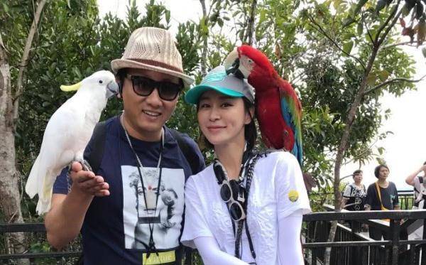 华连续十年为佘诗曼庆生他们共演的这部剧回忆满满！欧阳震华