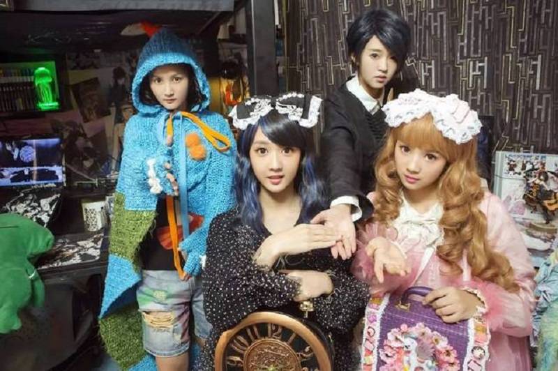 梦想|《闪光少女》：勇敢维护梦想，才是热血的青春