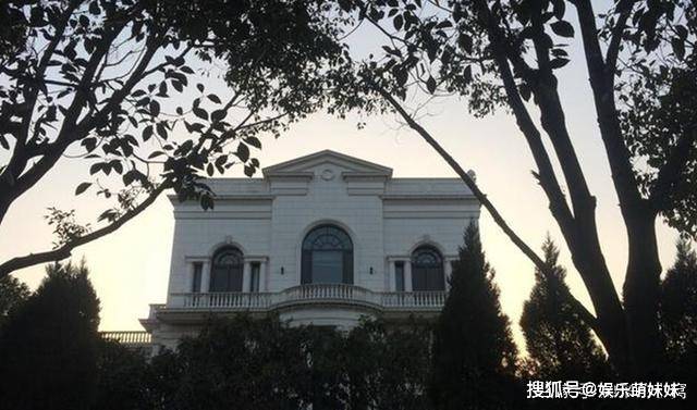 原创李连杰豪宅闲置10年无人住保安保姆成人生赢家