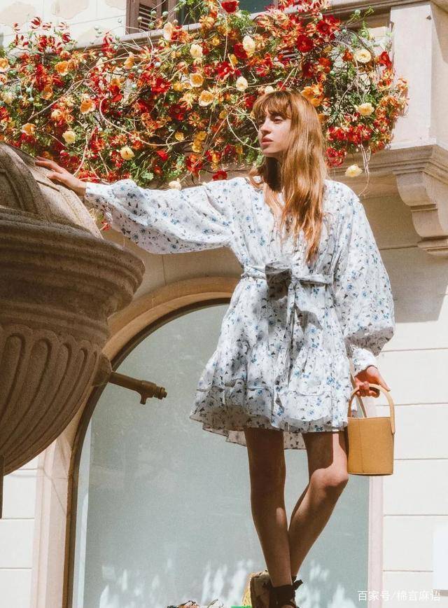 女生|时髦精必修课，“上长下短”，才是大长腿成功抢镜的不二法门