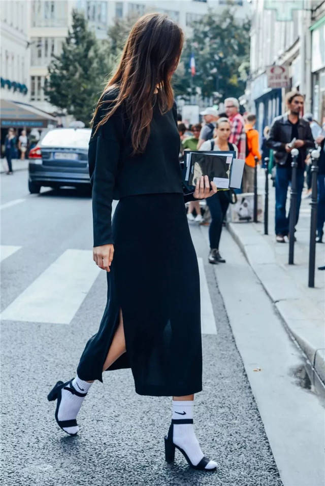 高跟鞋怎么配腿袜 ce9466e478344cea902995780017d4b9.jpeg