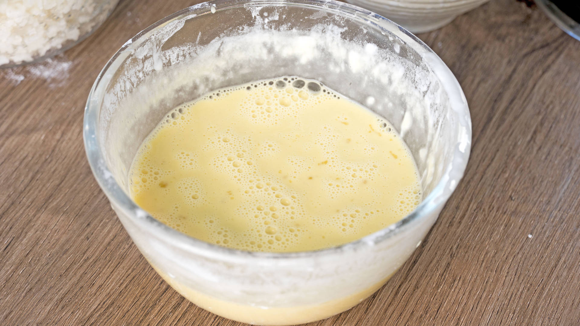 干辣椒|教大家在家做糯米卷!口感独特!咸香软糯!