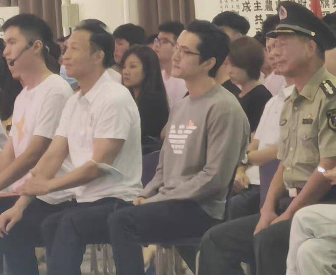 阶户瑠李觉醒年代阶平是谁觉醒年代守常先生是谁