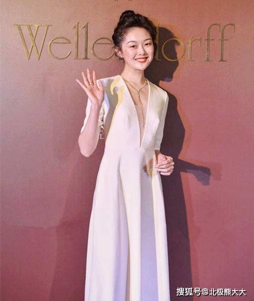 豆瓣女神晚晚狩猎记没有爱情只有利益每个男人都是垫脚石