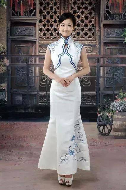 青花瓷|当旗袍碰到了青花瓷，相互衬托，真乃天作之合