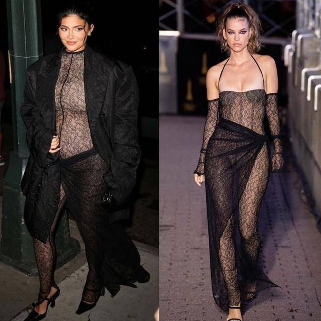 黑色|凯莉·詹娜孕期挺大肚，穿黑色蕾丝连体裤，贴身设计考验身材