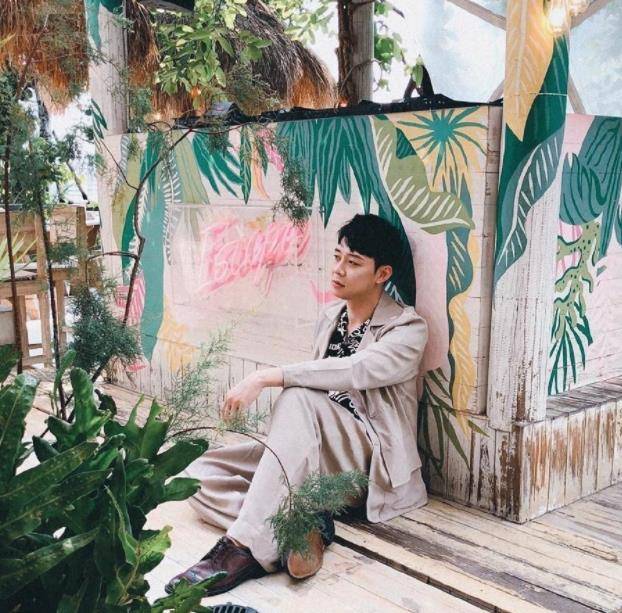 橙色|朴有天复出了?穿学生装拍写真状态好,网友:什么时候安排柯震东