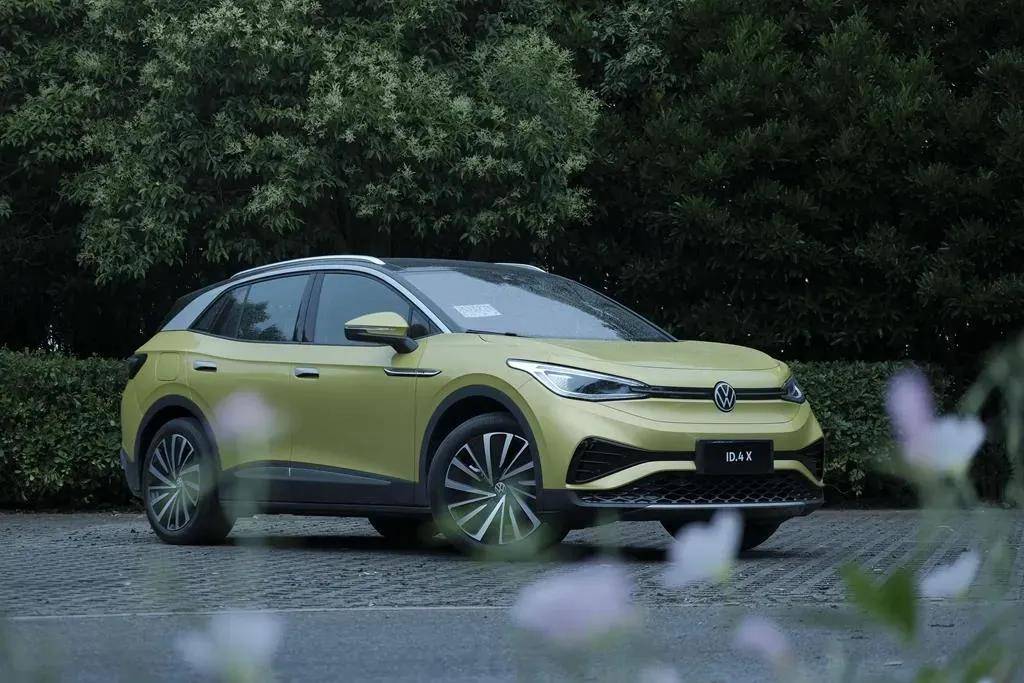 30万的电动车该怎么选 戳进来 3款车模送给你 阿尔法