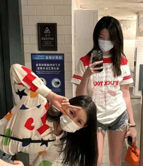 卫衣|李嫣风格大变成淑女！染回黑发穿运动装，一身造型比闺蜜还低调