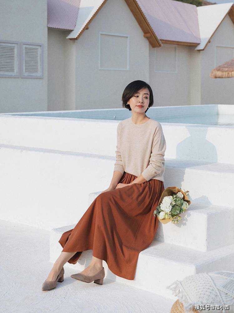 材质|讲真，早秋穿半身裙的你，简直好看、精致、优雅极了！