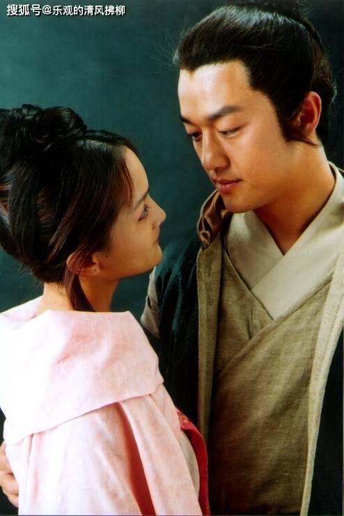 众口|让金庸坐稳武林盟主的射雕，当年火出天际，至今众口传唱