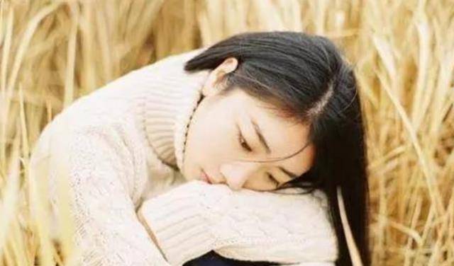 两性交往:分手后前任说“我想你了”?当心是黄鼠狼给鸡拜年