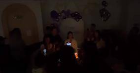 满是|李小萌庆生“四口之家”罕同框，孕肚凸显，王雷为妻儿拍照超宠溺