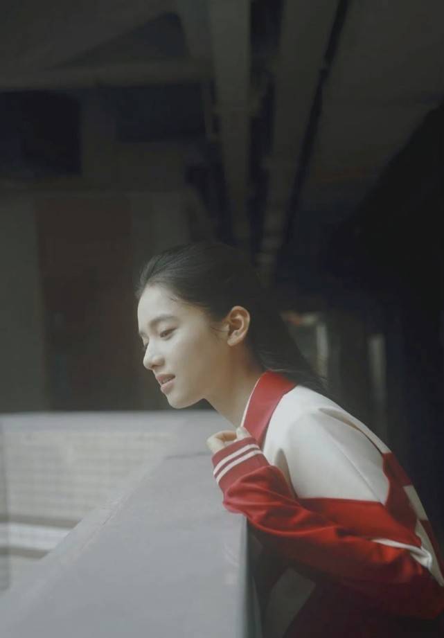 将官|陈飞宇张婧仪同框，新作品即将官宣，还是和欧阳娜娜更有感觉