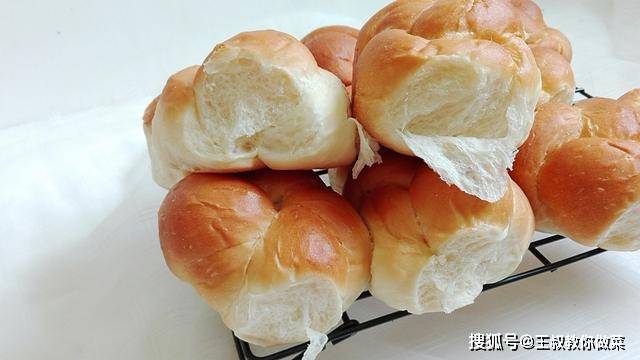 温度|爱吃面包，一定要做这款经典老面包，味道超赞，网友：来挑战一下