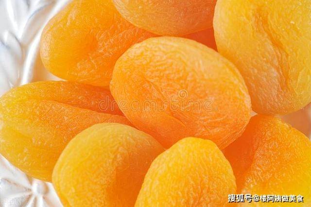 买点|6月吃杏正当时，教你做成杏干，酸甜可口又香又软，好吃无添加