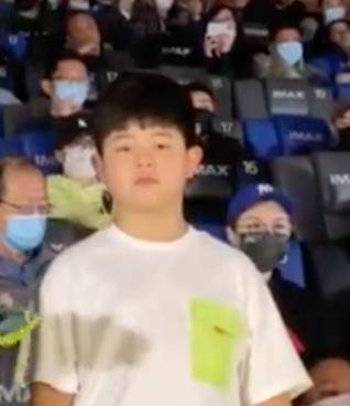 小孩|安吉胖若两人?《爸爸去哪儿》8年后:那些小孩都怎样了?