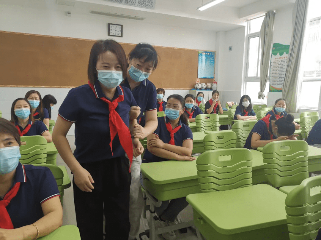 精部署抓演练待归来开封市大厅门小学开学前疫情防控实战演练