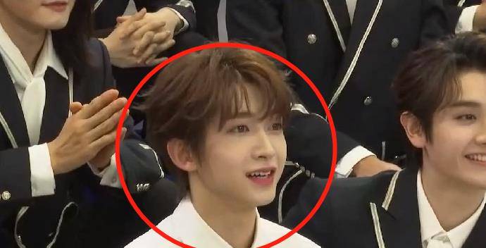 刘宇|《创造营4》开直播，胡烨韬甘望星颜值下滑，他才是“门面”担当