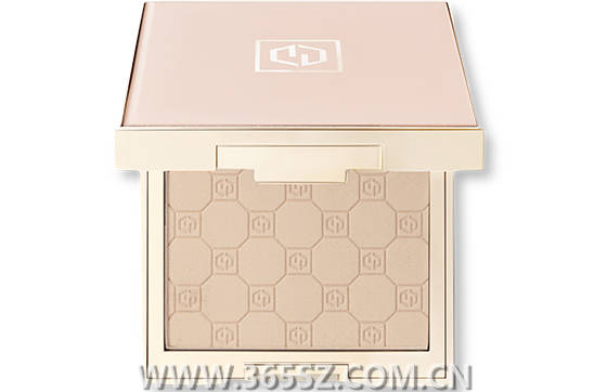 阿玛尼|人人都想咬一口的蜜桃妆 其实只需要4步