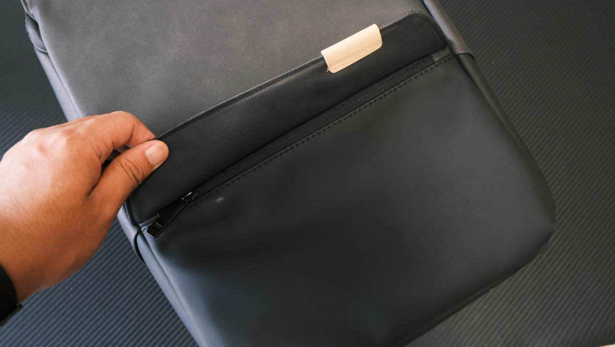 伙伴|职场通勤、生活社交好伙伴，地平线8号零感背包使用体验