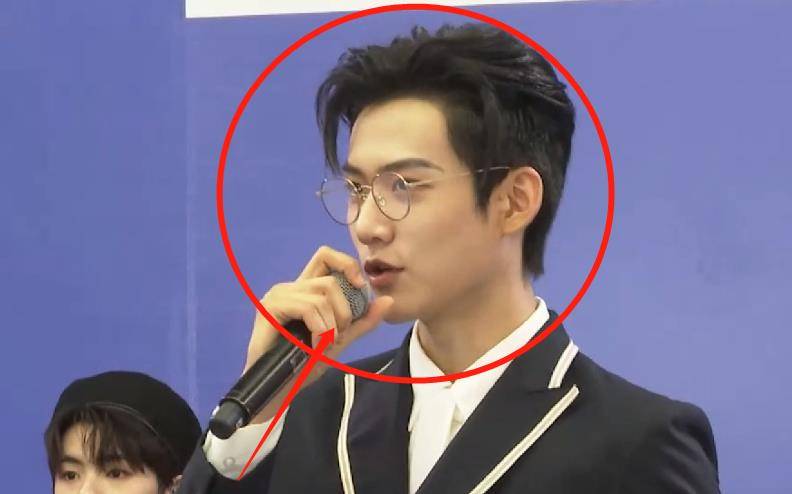 刘宇|《创造营4》开直播，胡烨韬甘望星颜值下滑，他才是“门面”担当