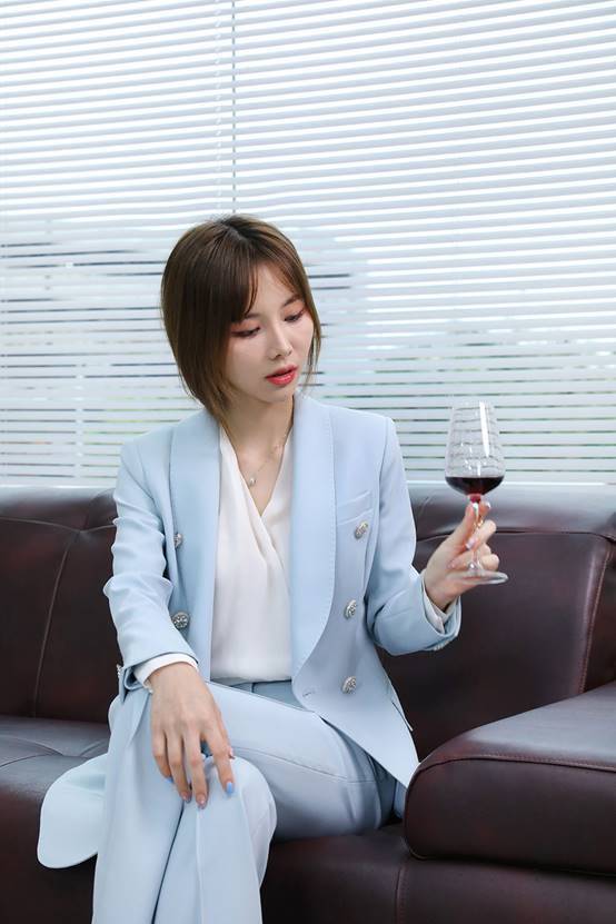 区间|文艺女青年眼中的雷盛红酒