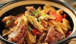 红萝卜蒸排骨 0aa799042f164bbf8b10692438b2c422.jpeg