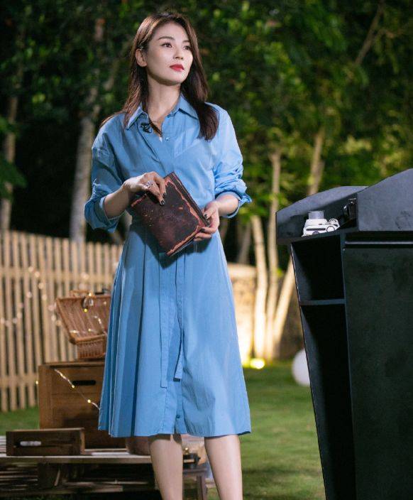 整体|刘涛斑马纹连衣裙大片,黑色束腰勾勒窈窕身姿,大背头气场强