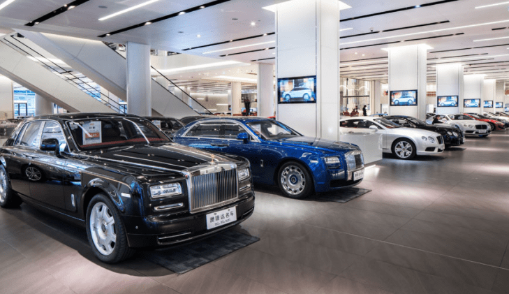 都是买过二手豪车的车主建议,大家最好到正规的二手车市场或4s店购买