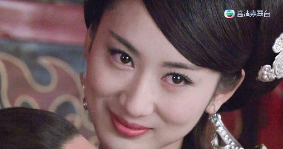 何赛飞|这6位女星的“狐狸眼”太美了,妩媚中透着灵动,媚到了骨子里