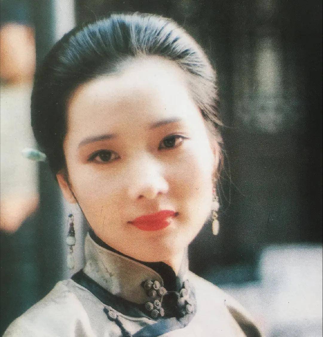 何赛飞|这6位女星的“狐狸眼”太美了,妩媚中透着灵动,媚到了骨子里