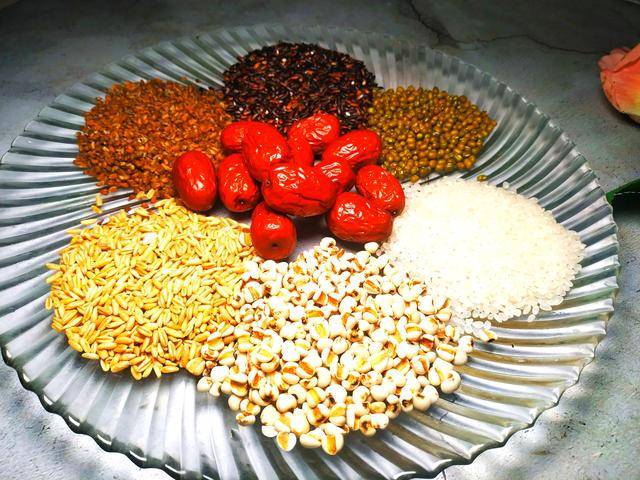 天气|寒露后天气转冷，早餐不能含糊，这粥营养又滋补，家人常吃更受益