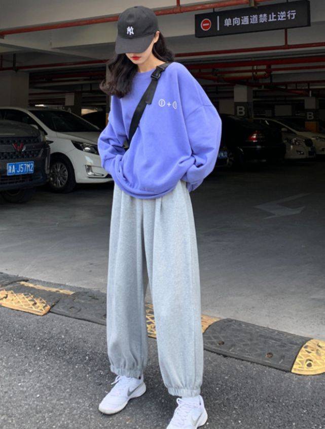 身材|微胖女生学学这样穿，显瘦又时髦