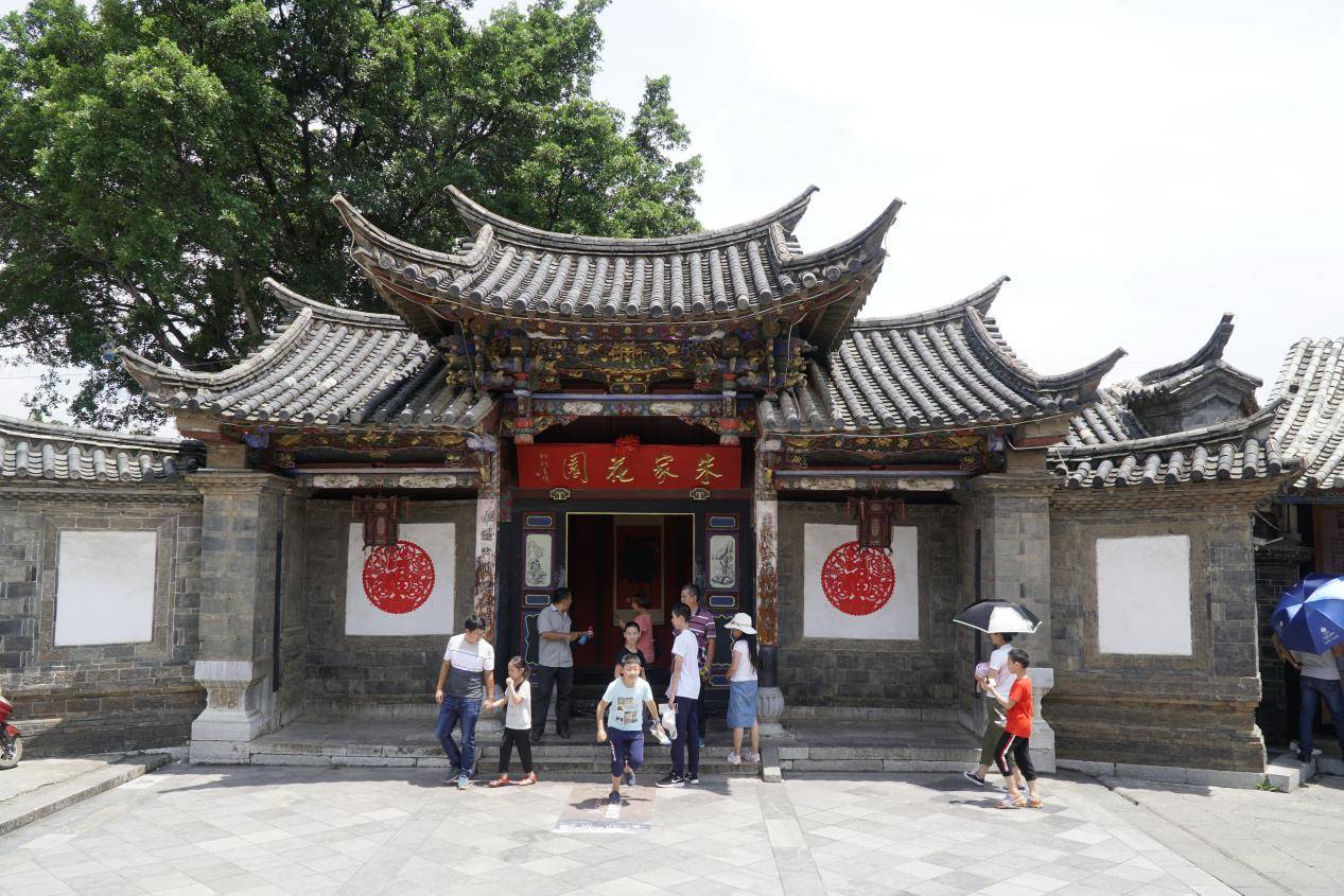 原创一座活着的古城云南建水之朱家花园